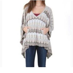GODDIS Risa PONCHO Sweater in White Sand S Boho Hippie Beach Tunic Chevron Luxe